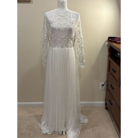 ASOS Women's Elizabeth Long Sleeve Beaded Maxi Bridal Dress White Size 12 NWT - Picture 1 of 5